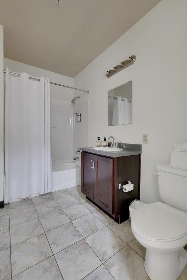 Apartment With King Bed In Downtown Louisville Esterno foto